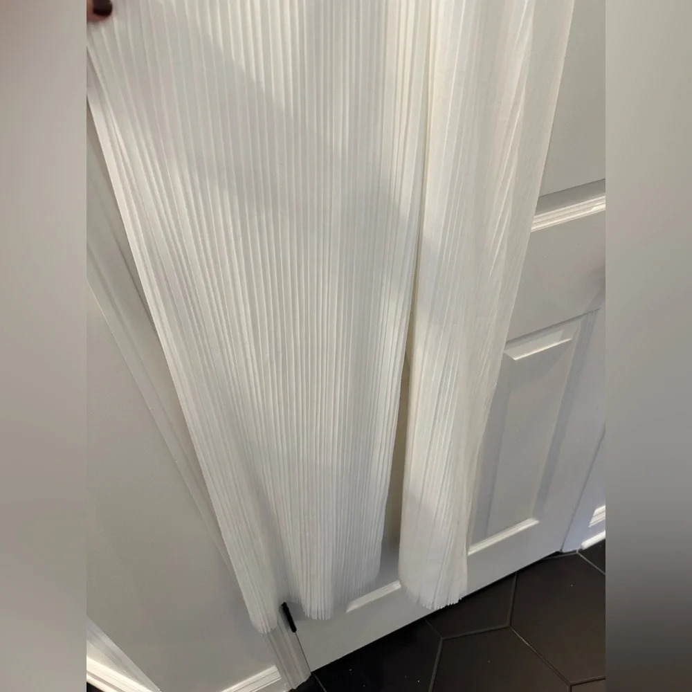 Amanda Uprichard Rivera White Pants Halter Jumpsuit Pleated Flowy Medium - Picture 6 of 9